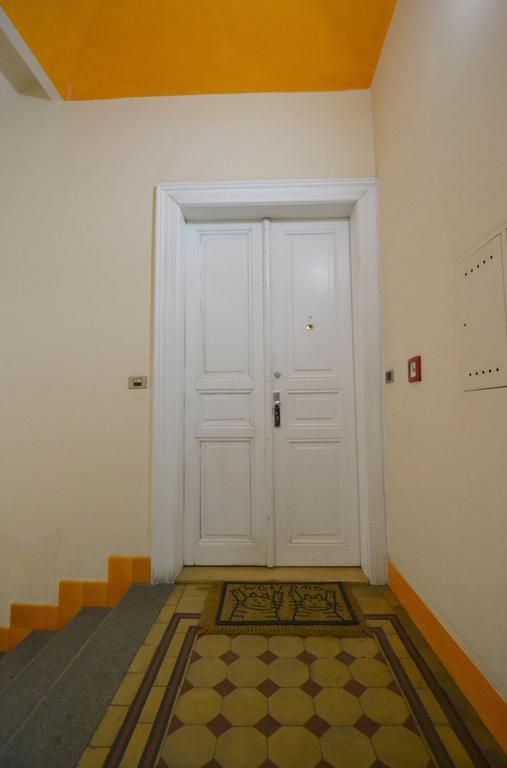 Cozy Flat By The Astronomical Clock Apartment Prague Luaran gambar