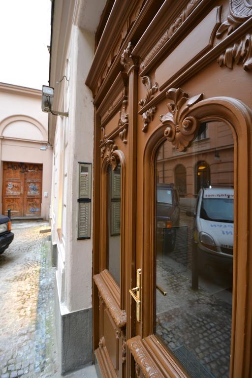 Cozy Flat By The Astronomical Clock Apartment Prague Luaran gambar
